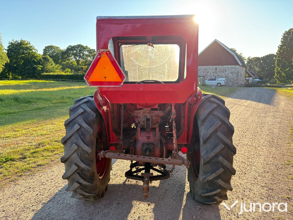 Volvo BM 320 Buster