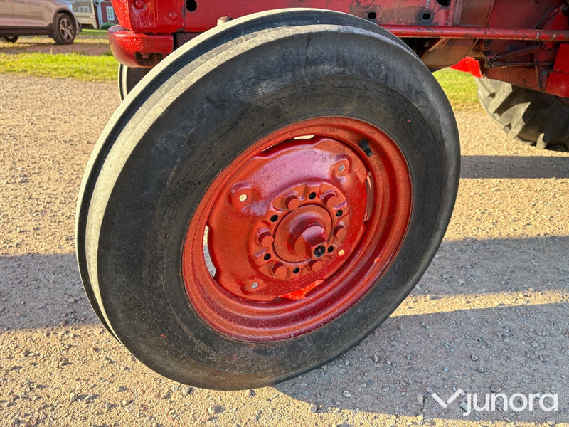 Volvo BM 320 Buster