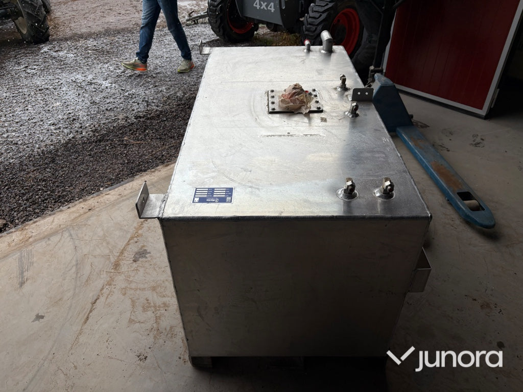 Marin bränsletank Industri Lambertseter AS D/AKT-8-T