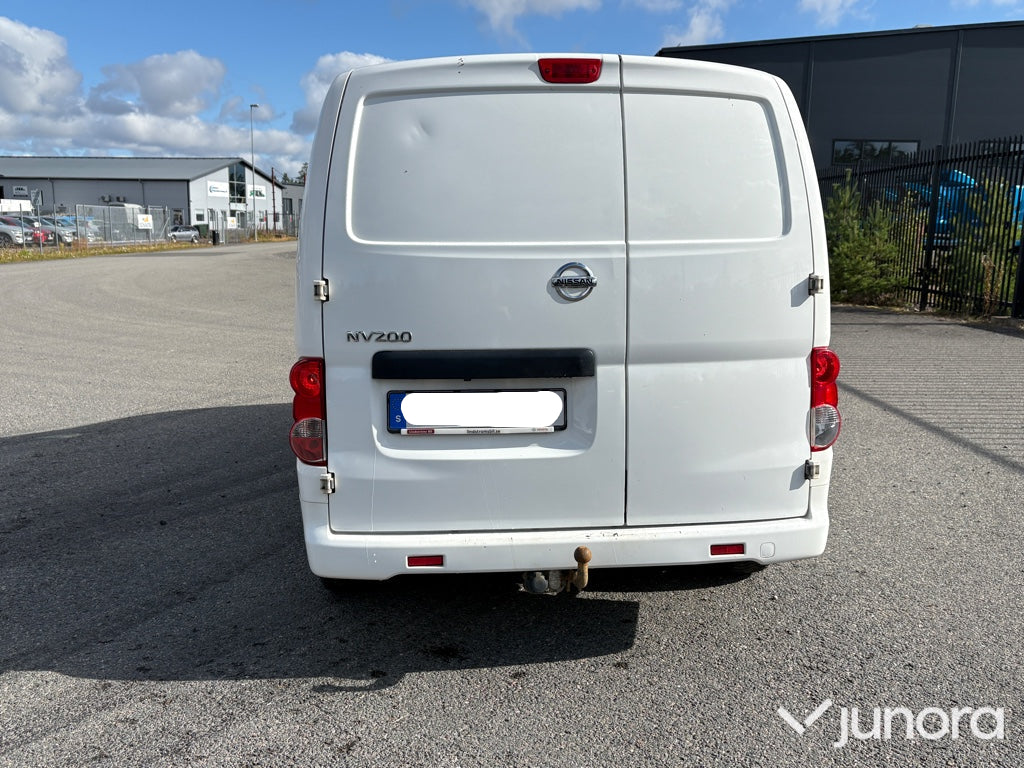 Nissan NV200