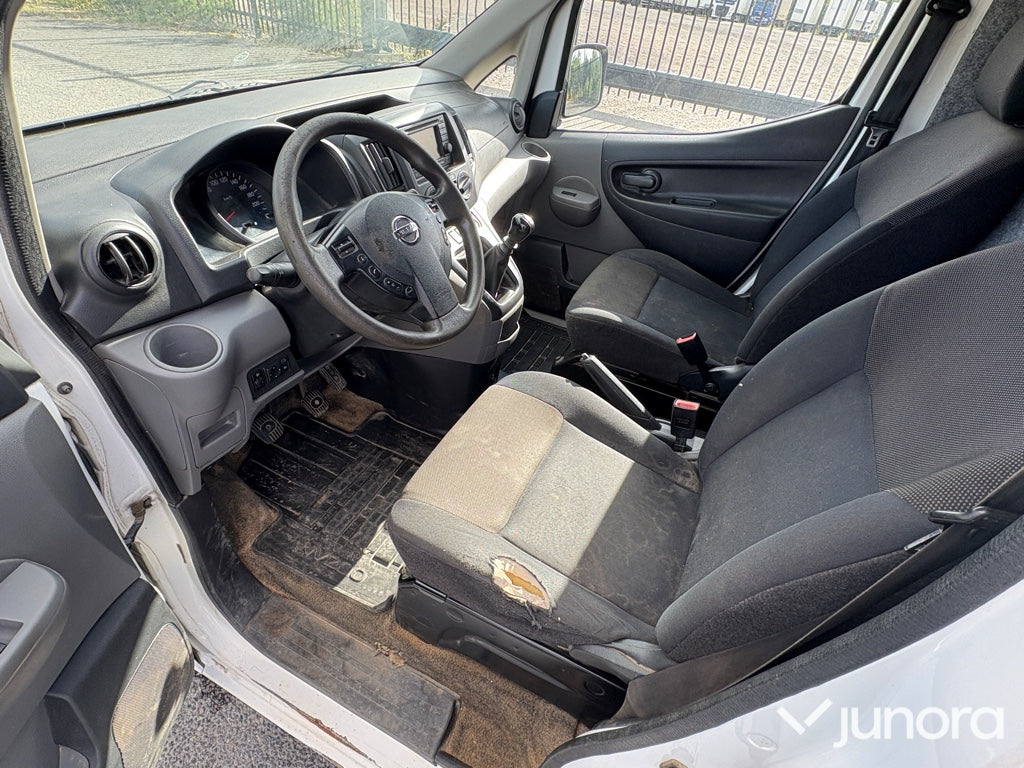 Nissan NV200