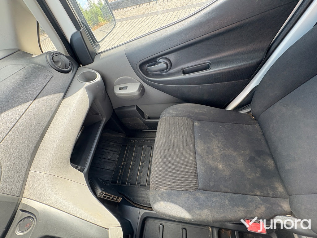 Nissan NV200