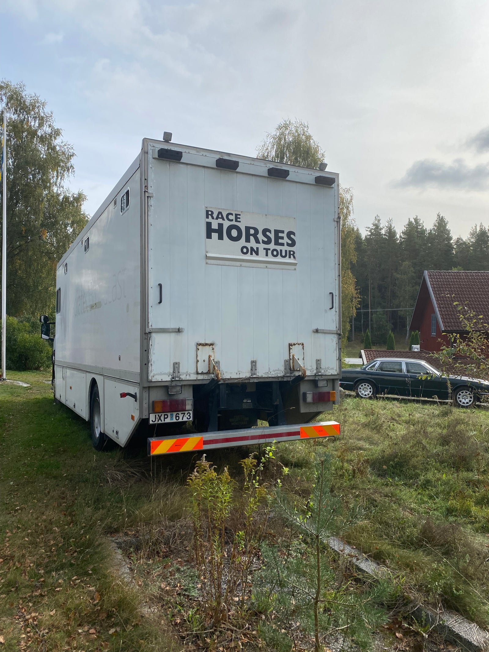 Scania hästbil