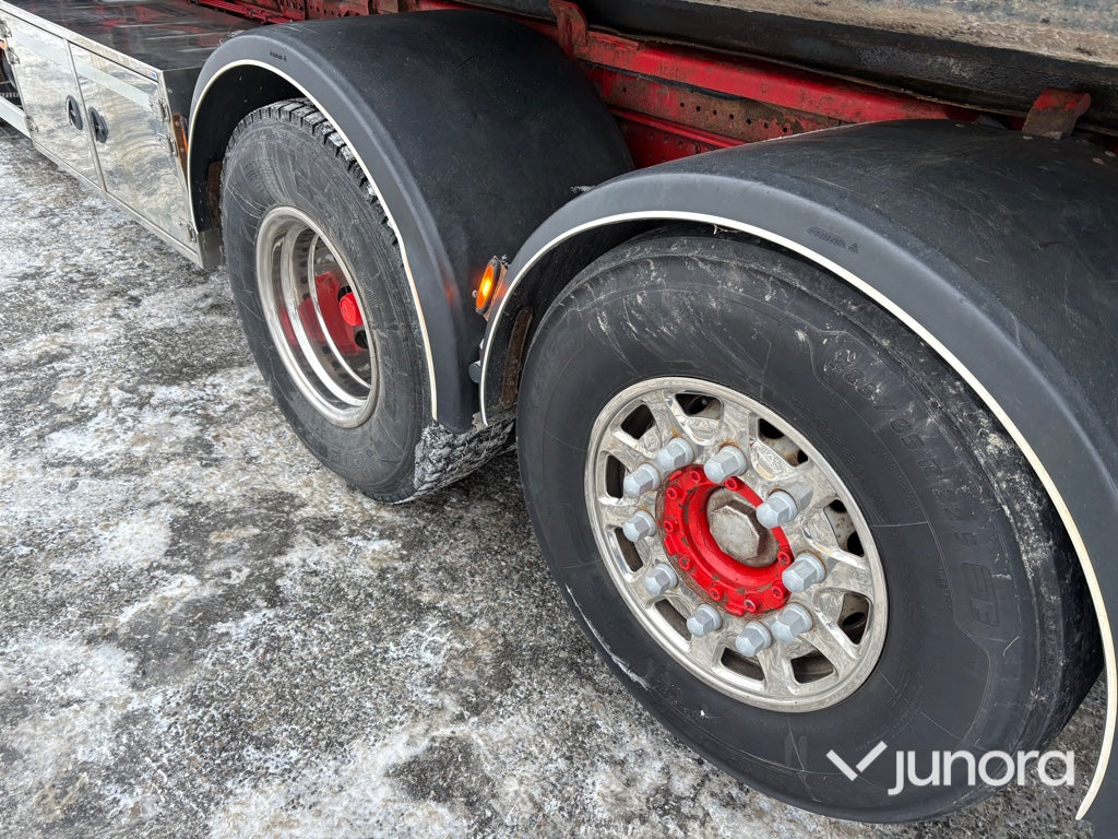 Lastbil + Lastväxlarflak - Scania, R560LB6X2*4HNA
