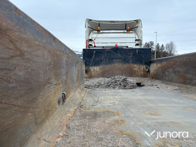 Lastbil + Lastväxlarflak - Scania, R560LB6X2*4HNA