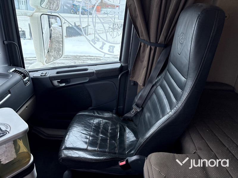 Lastbil + Lastväxlarflak - Scania, R560LB6X2*4HNA