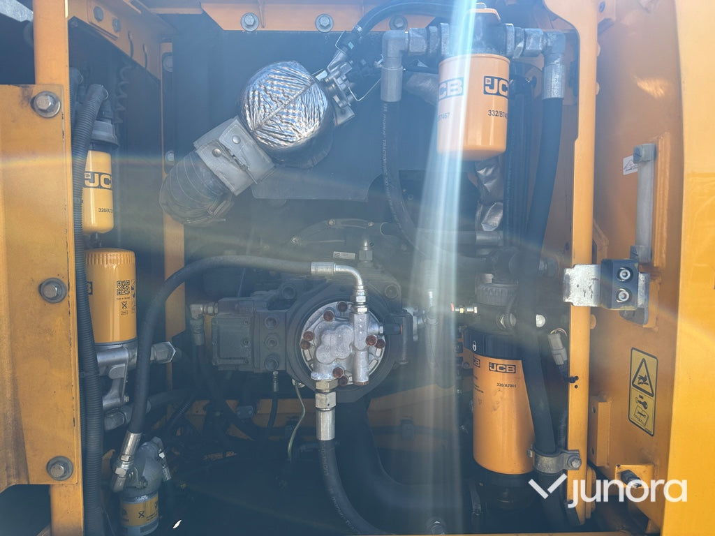 Grävmaskin - JCB, 220 LC