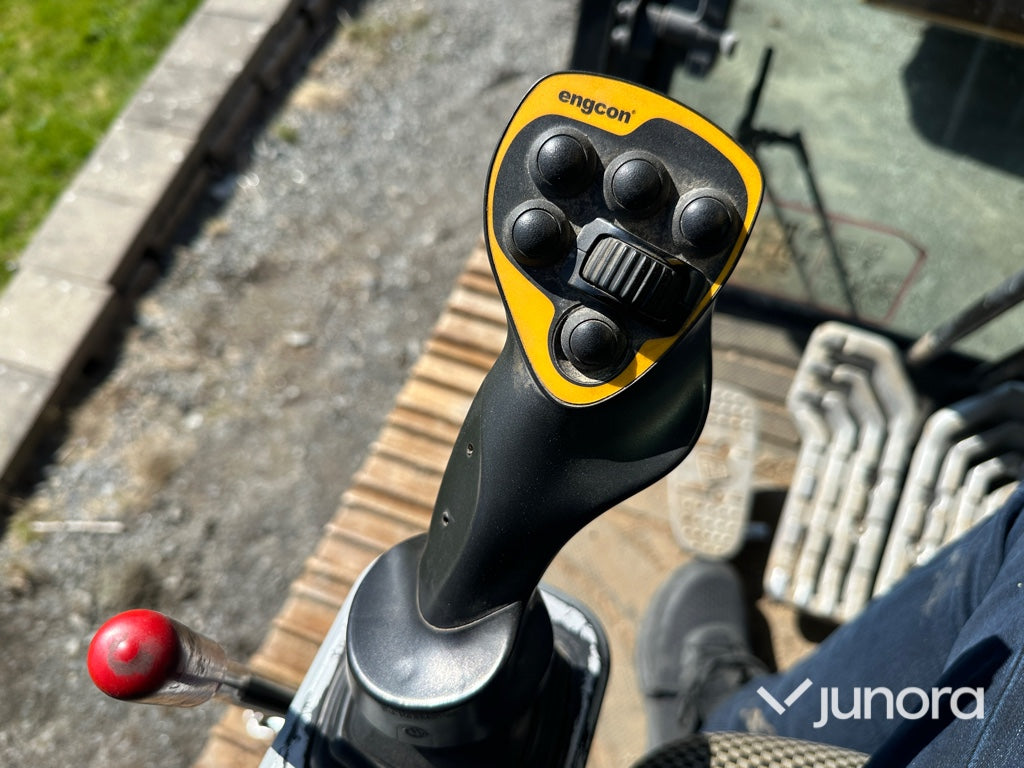 Grävmaskin - JCB, 220 LC
