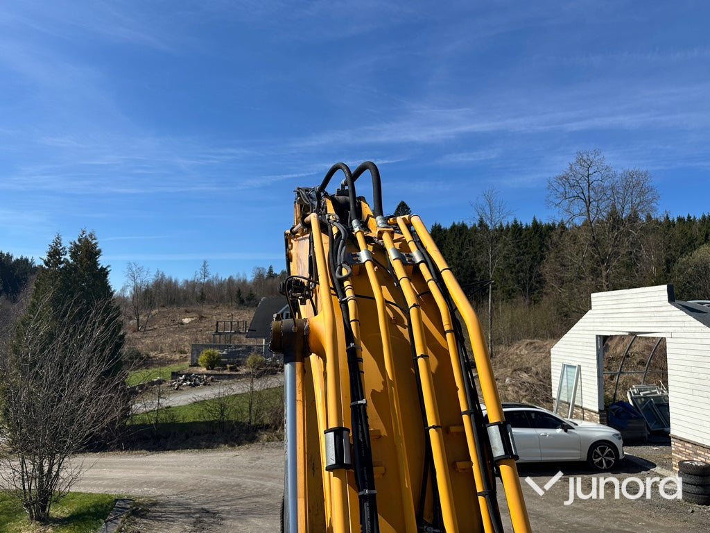Grävmaskin - JCB, 220 LC