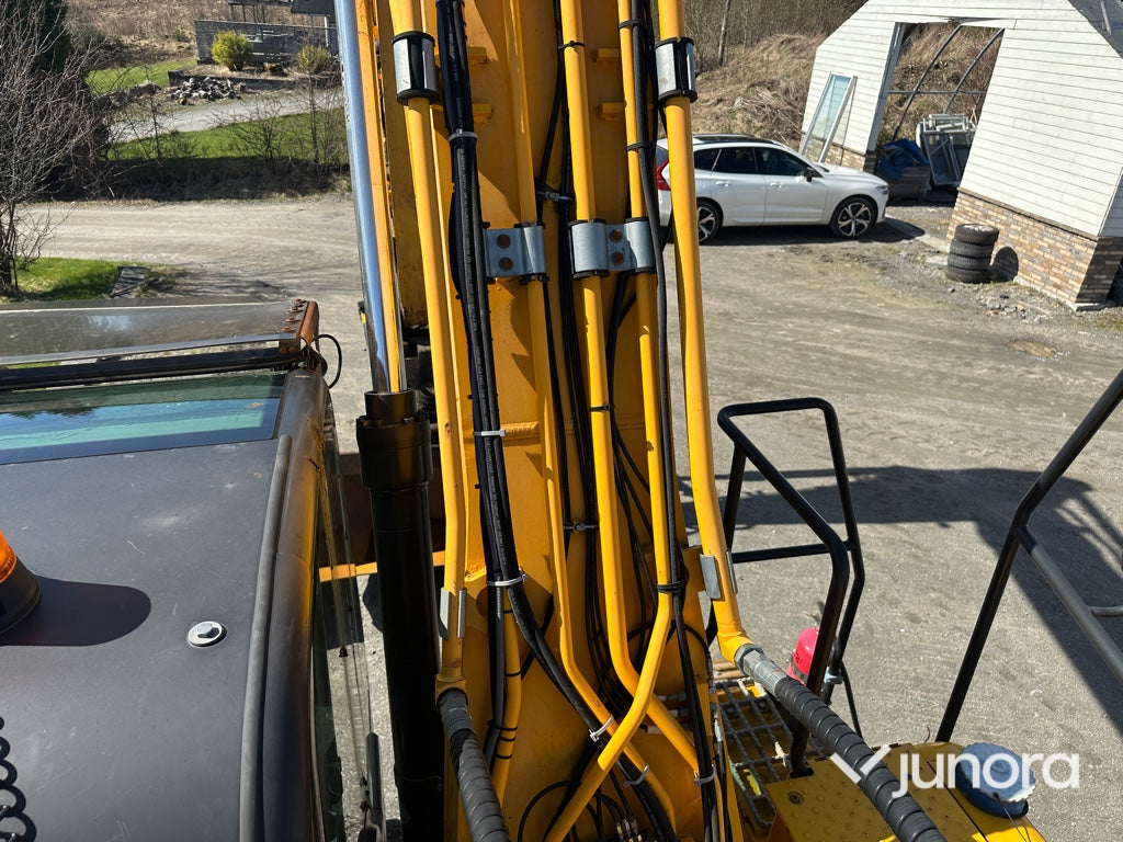 Grävmaskin - JCB, 220 LC