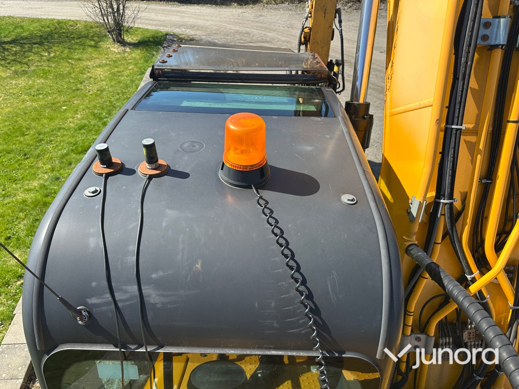 Grävmaskin - JCB, 220 LC