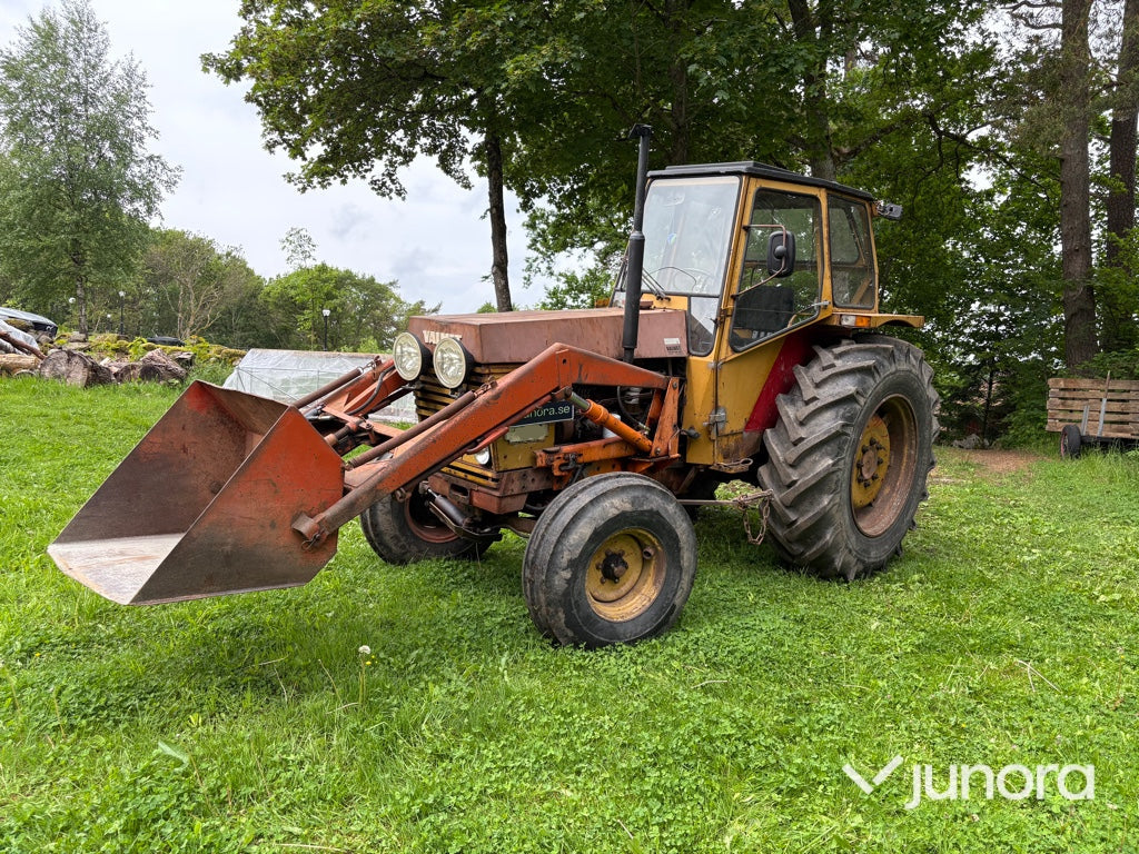 Lastartraktor - Valmet, 702