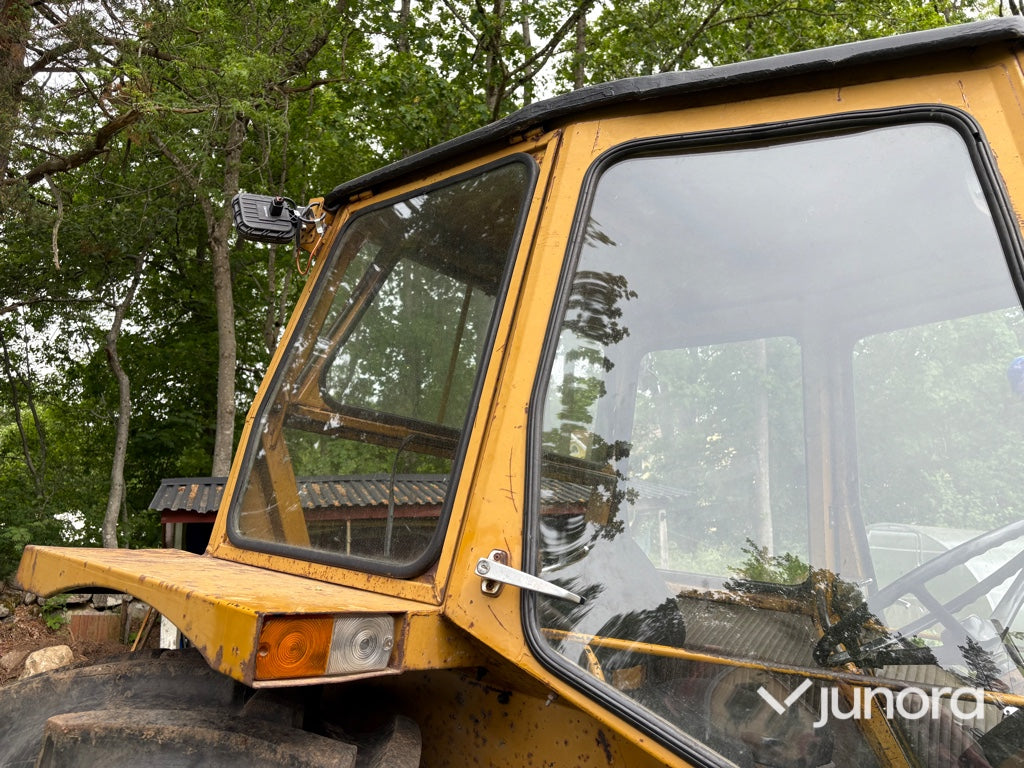 Lastartraktor - Valmet, 702