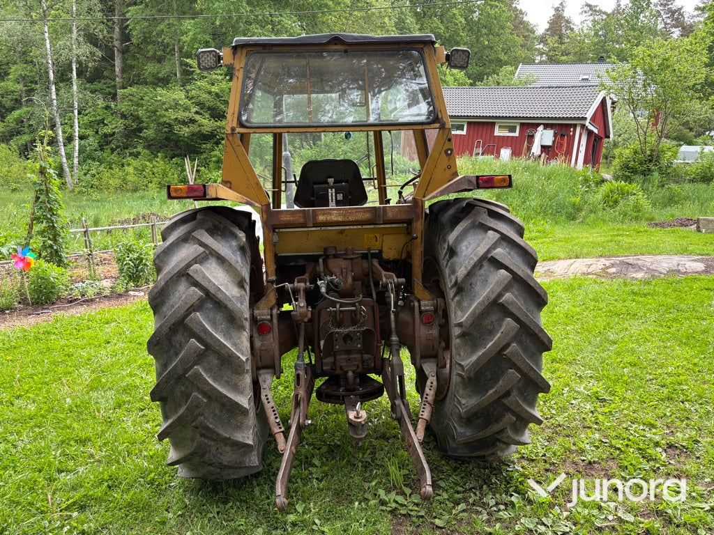 Lastartraktor - Valmet, 702