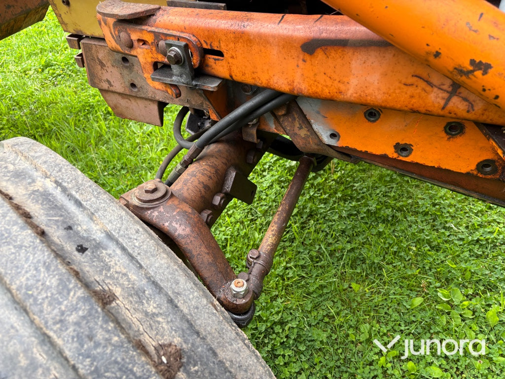Lastartraktor - Valmet, 702