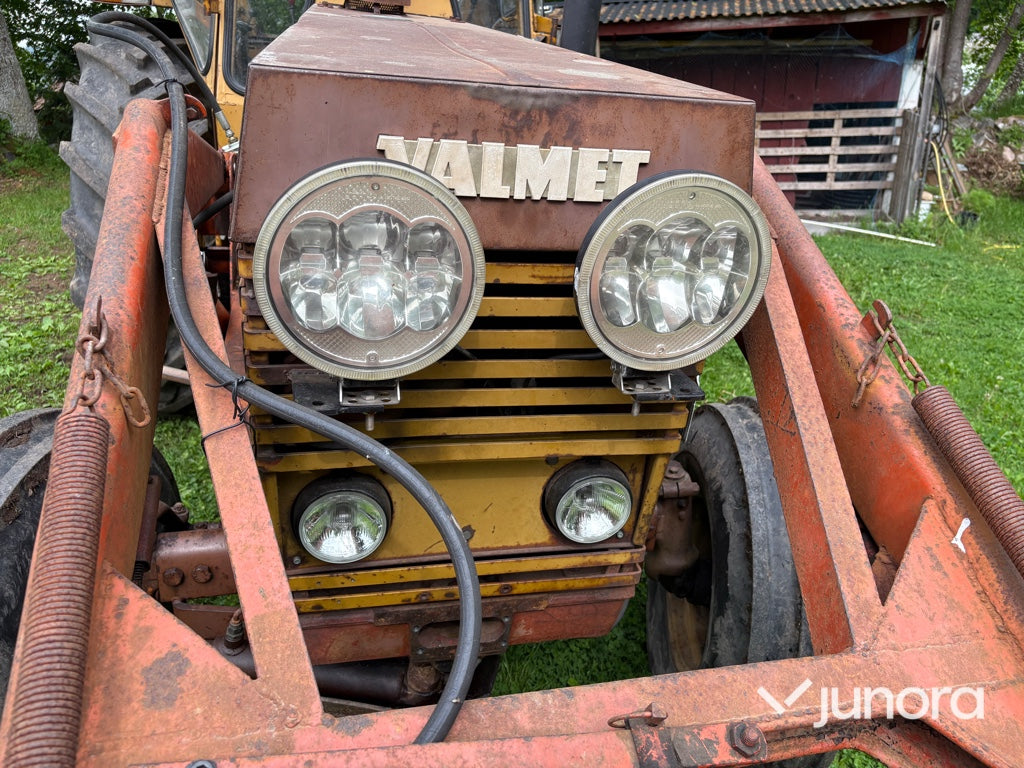 Lastartraktor - Valmet, 702