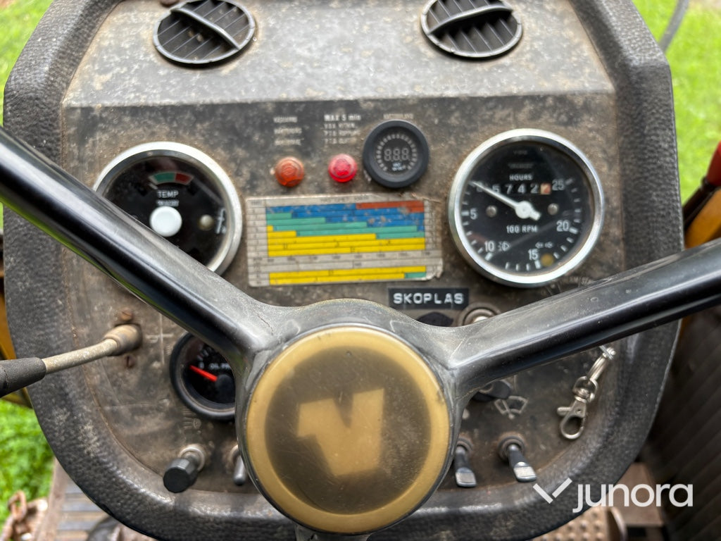 Lastartraktor - Valmet, 702