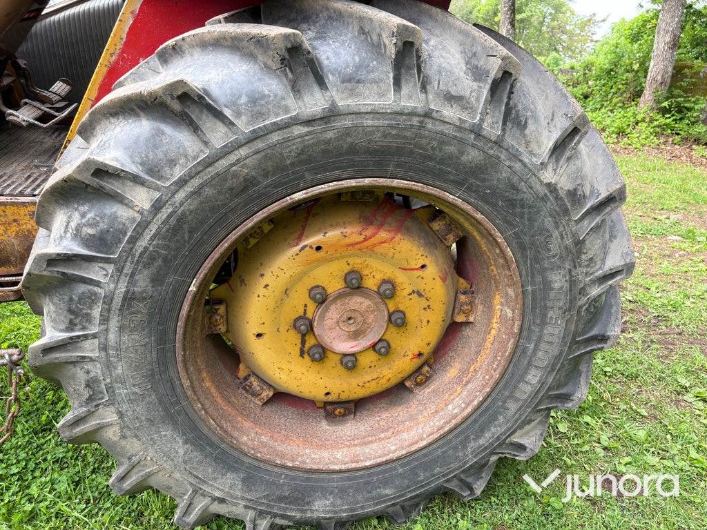 Lastartraktor - Valmet, 702