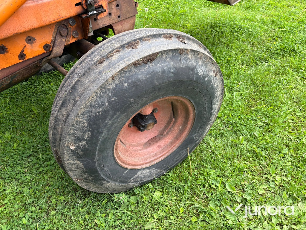 Lastartraktor - Valmet, 702