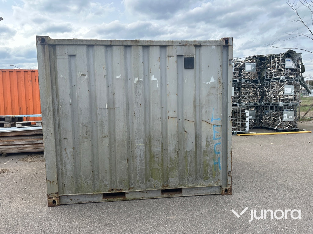 Container