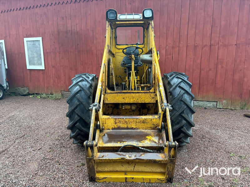 Baklastare - Volvo BM 620