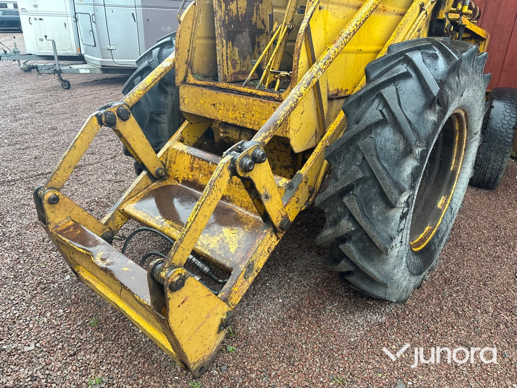 Baklastare - Volvo BM 620