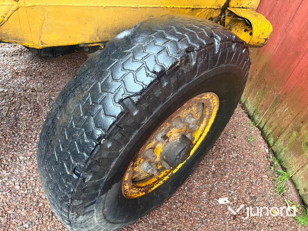 Baklastare - Volvo BM 620