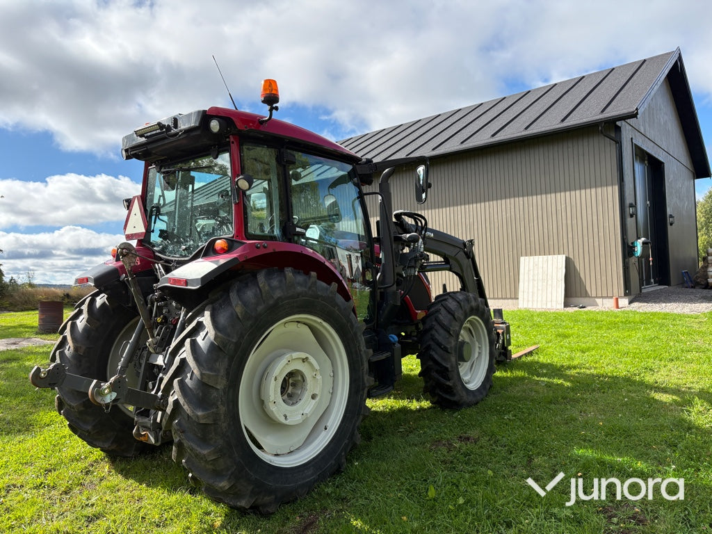 Traktor med lastare