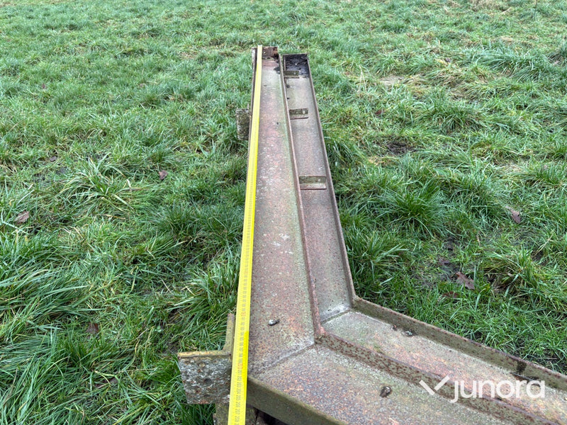 Takstolar - i stål (6st)