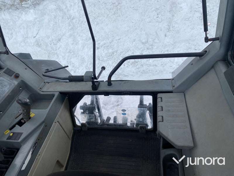 Traktor - Valtra Valmet 6850-4