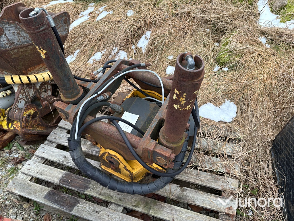 Tiltrotator - Engcon
