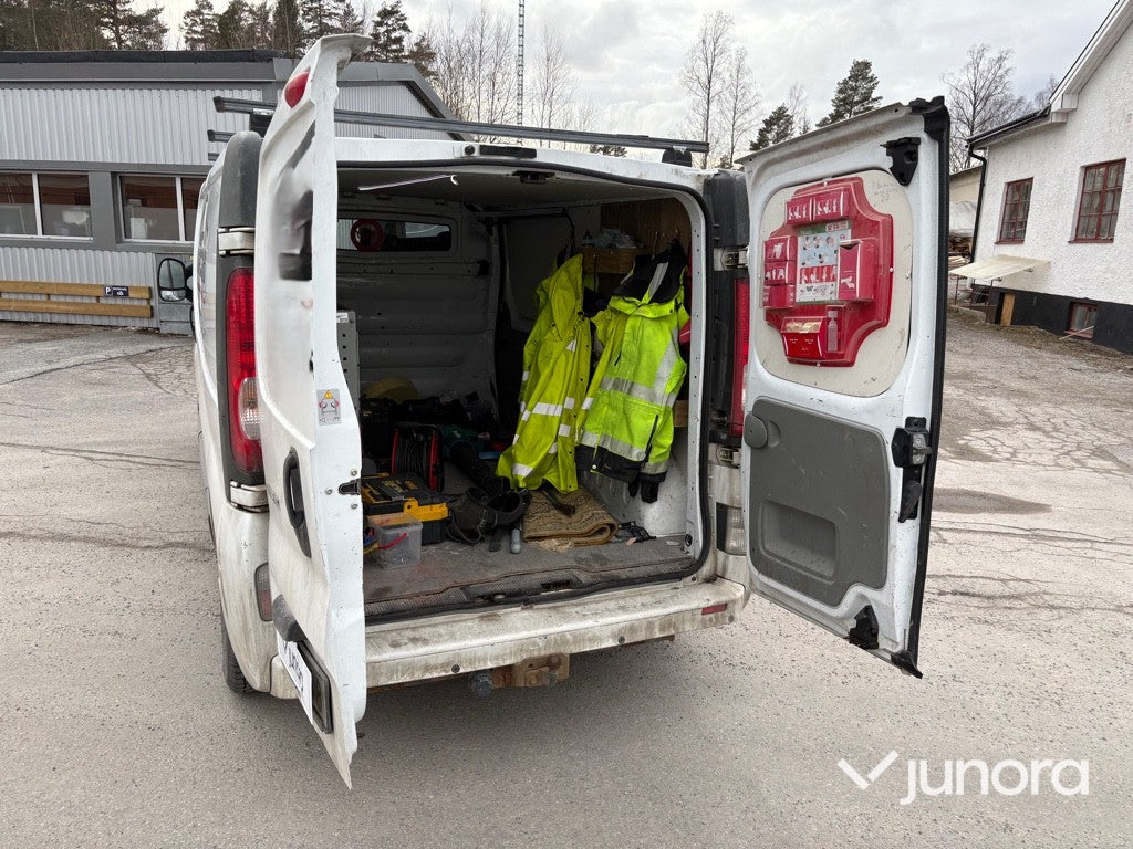 Lätt lastbil - Nissan, Primastar