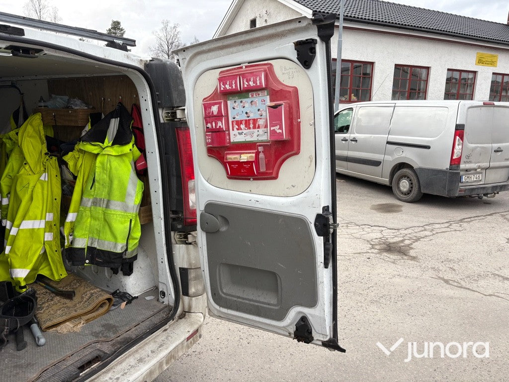 Lätt lastbil - Nissan, Primastar