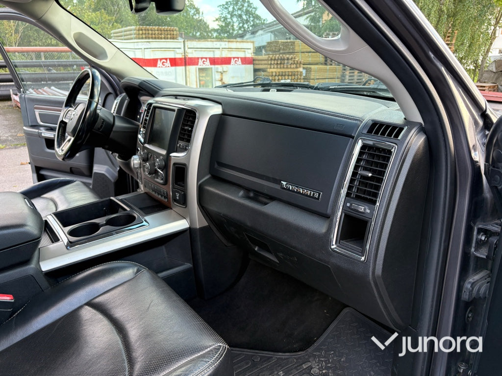 Pickup - Dodge RAM 1500