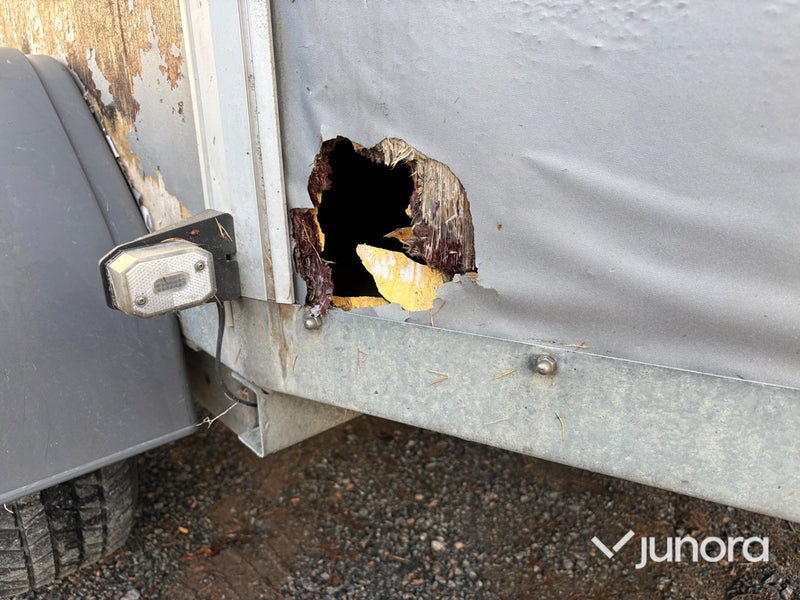 Hästtransport - Thule 150 E5