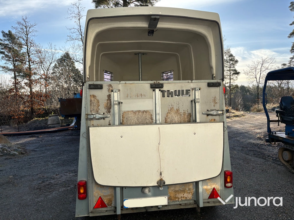 Hästtransport - Thule 150 E5
