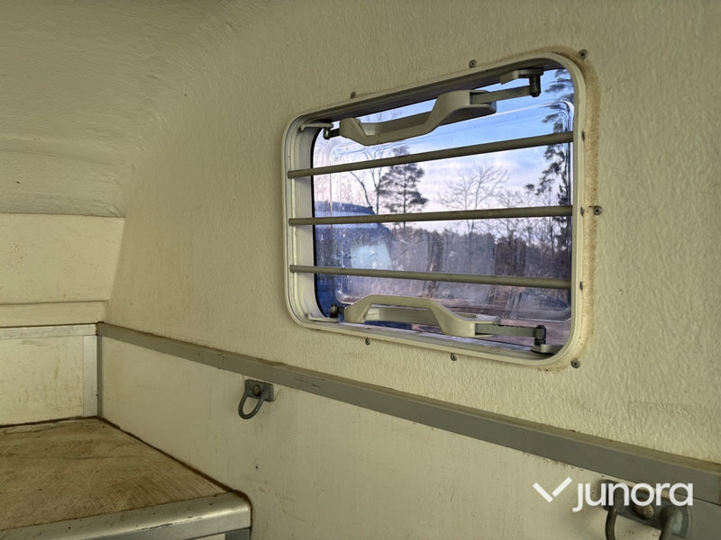 Hästtransport - Thule 150 E5