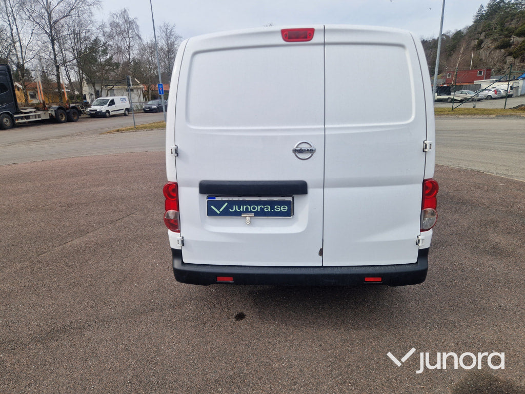 Skåpbil - Nissan NV200
