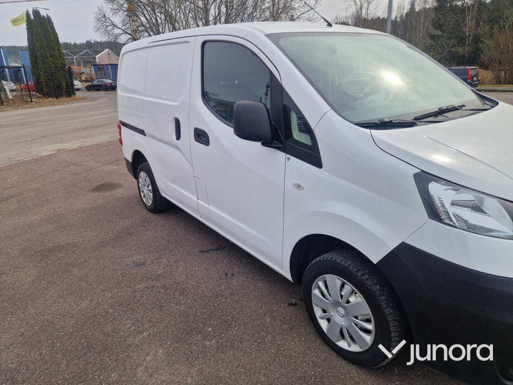 Skåpbil - Nissan NV200