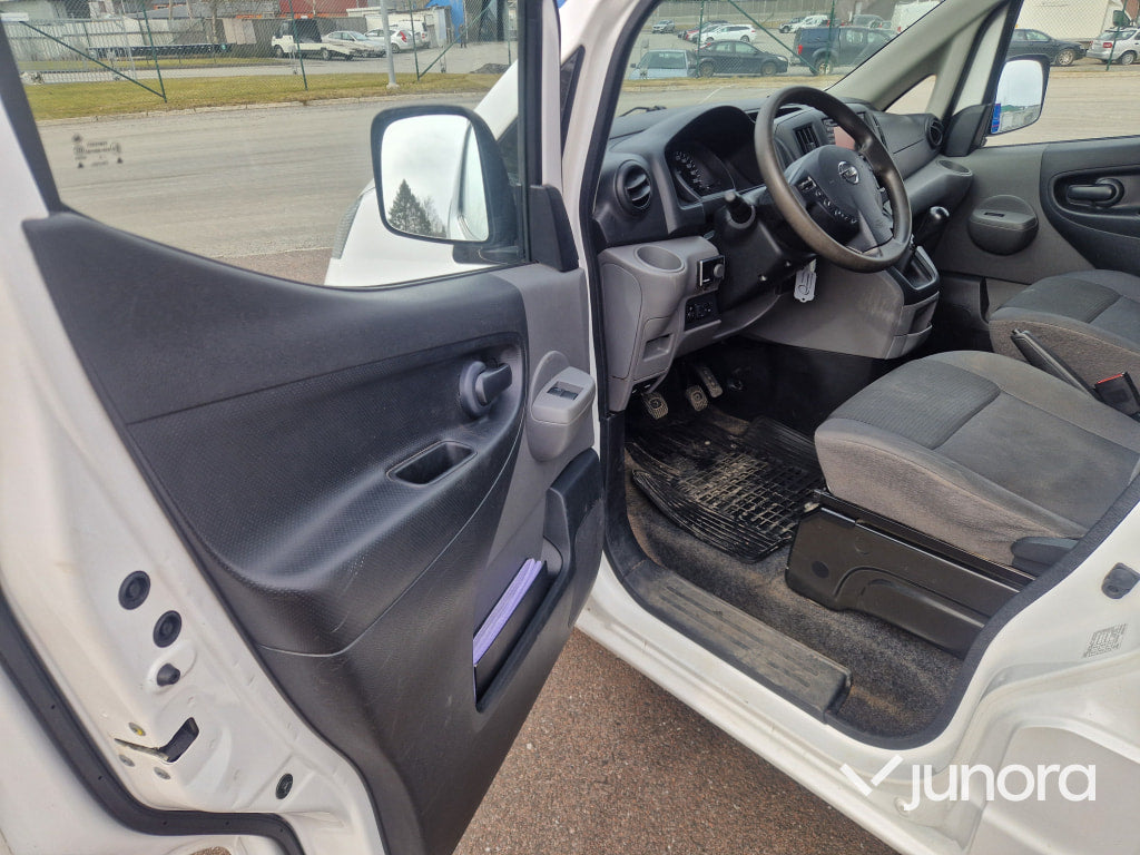 Skåpbil - Nissan NV200