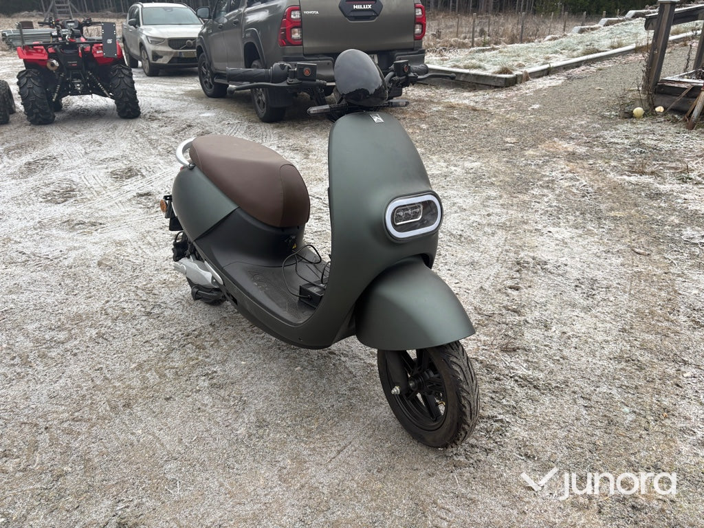 Moped - LVNENG, LX02