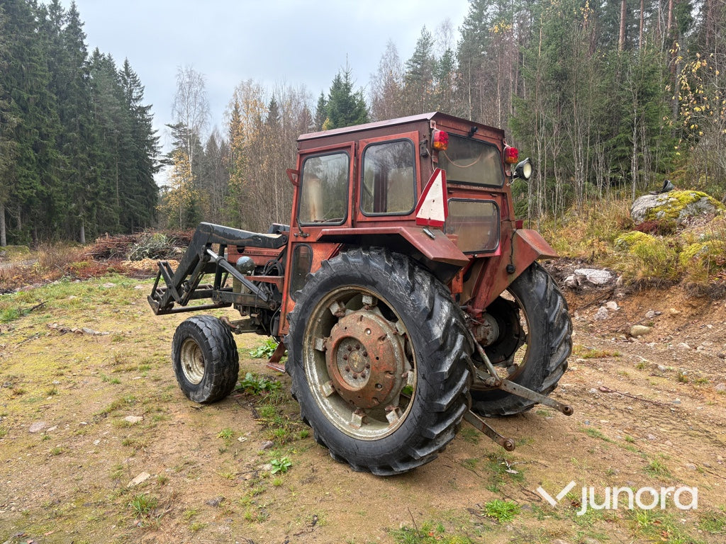Traktor Massey Ferguson 175 S