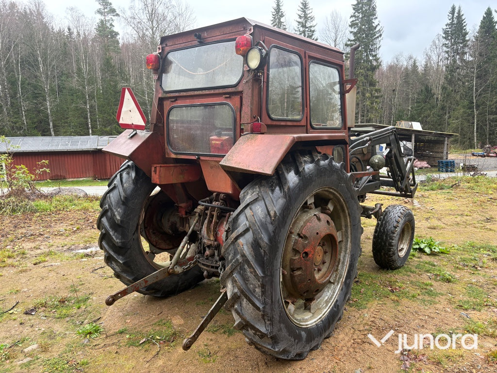 Traktor Massey Ferguson 175 S