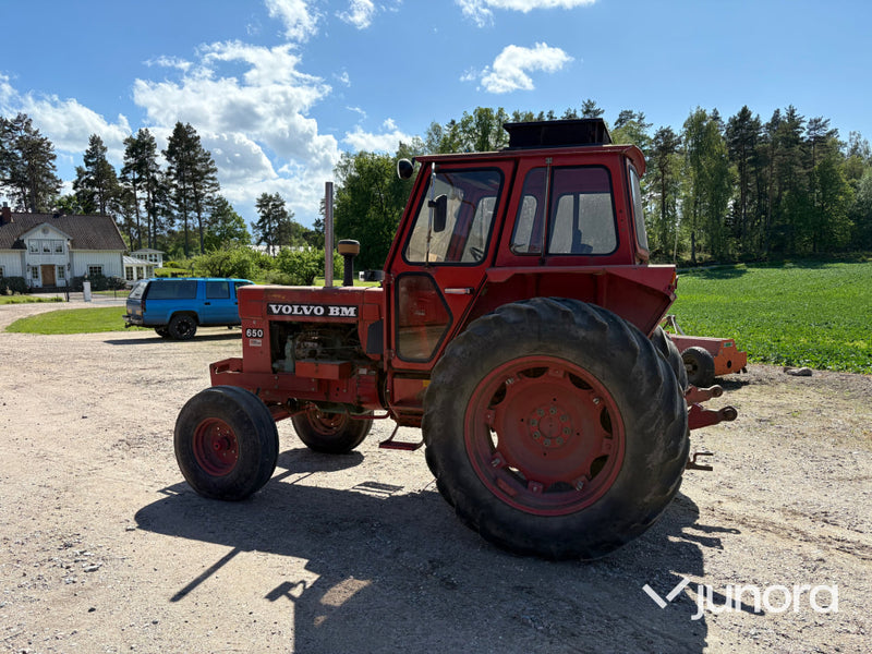 Traktor Volvo BM T 650
