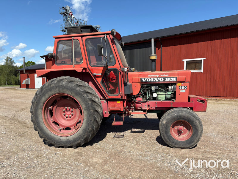 Traktor Volvo BM T 650