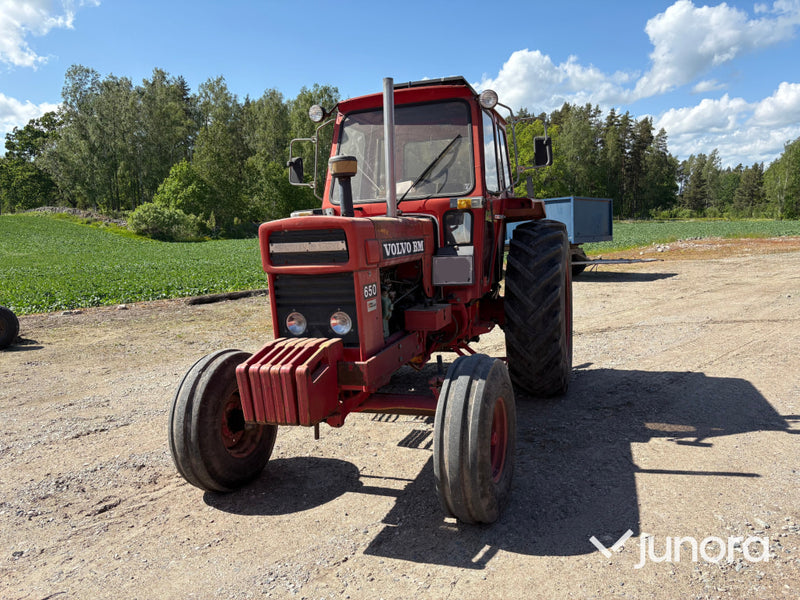 Traktor Volvo BM T 650