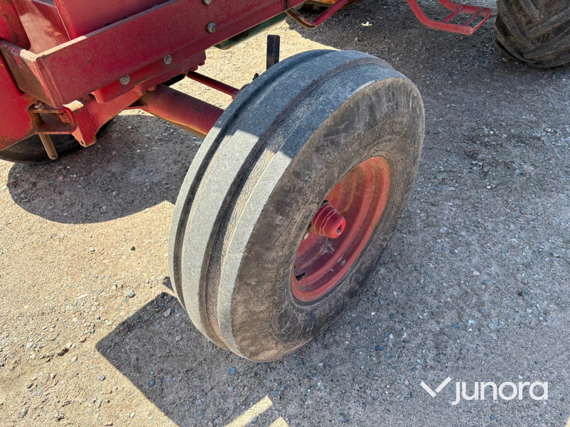 Traktor Volvo BM T 650