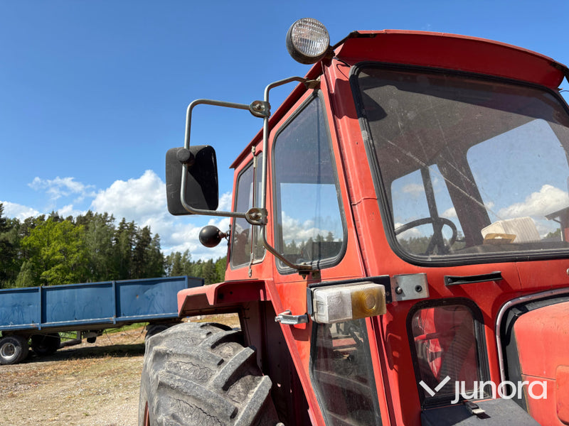 Traktor Volvo BM T 650