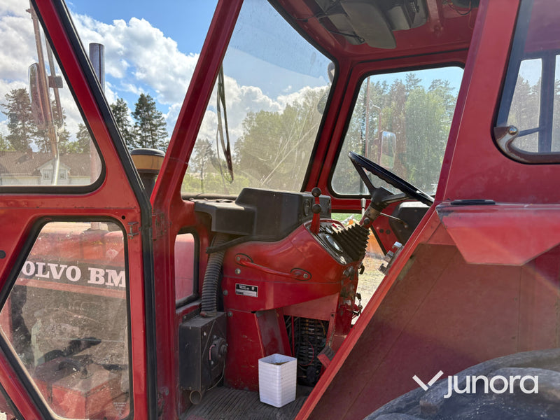 Traktor Volvo BM T 650