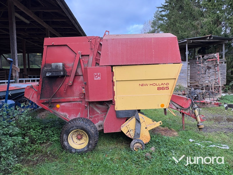 Rundbalspress New Holland 865